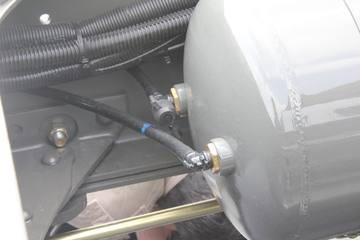 �й����� HOWO-T7H�ؿ� 400���� 8X4���������賵(����)ͼƬ