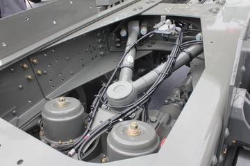 �й����� HOWO-T7H�ؿ� 400���� 8X4���������賵(����)ͼƬ