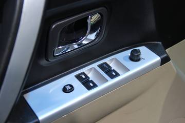 猎豹CT5&nbsp;皮卡驾驶室                                               图片