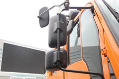 奔驰 Unimog系列 230马力 4X4公铁两用作业车(型号U400)