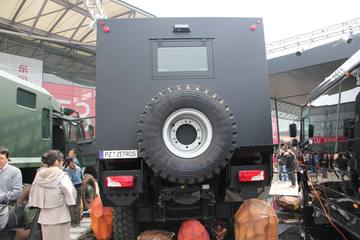 奔驰Zetros&nbsp;载货车外观                                                图片