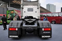 斯堪尼亚 G系列重卡 400马力 4X2牵引车(型号G400)