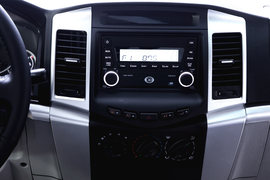 财运300&nbsp;皮卡驾驶室                                               图片