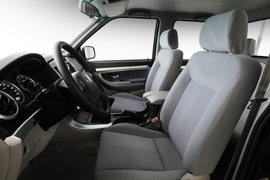 财运300&nbsp;皮卡驾驶室                                               图片