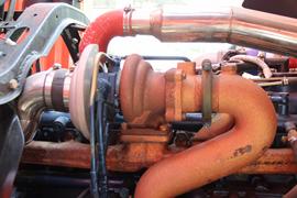 龙腾&nbsp;载货车底盘                                                图片