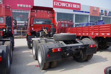 创普&nbsp;牵引车外观                                                图片