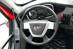 一汽解放 J6P重卡 2013款 350马力 4X2牵引车(CA4180P63K2AE4)