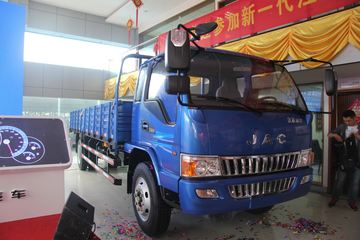 江淮 威铃 140马力 4X2 排半载货车(新一代江淮铃)