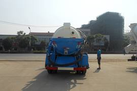 东风商用车底盘&nbsp;吸污/吸粪车外观图片