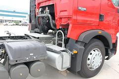 中国重汽 HOWO T5G重卡 340马力 6X4 牵引车(ZZ4257N324GC1/N2V7)
