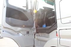 奔驰 Actros重卡 460马力 6X2R牵引车(Megaspace超大驾驶室)(型号2646)