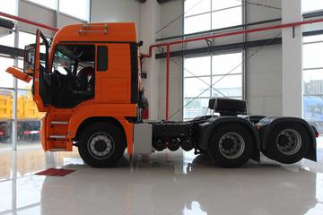 TGS&nbsp;牵引车外观                                                图片