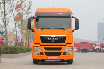 TGS&nbsp;牵引车外观                                                图片