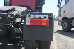 2013款解放 J6P重卡 350马力 6X4 牵引车