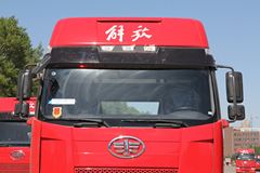 2013款解放 J6P重卡 350马力 6X4 牵引车