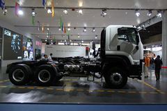 庆铃 VC46重卡 350马力 6X4牵引车(QL4250UKCZ)