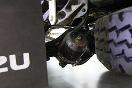 五十铃&nbsp;冷藏车底盘图片