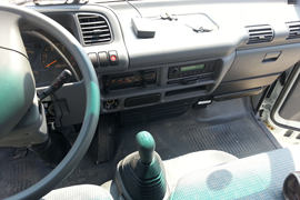 五十铃&nbsp;冷藏车驾驶室图片