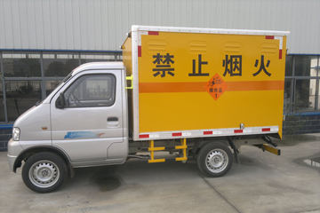 东风股份底盘&nbsp;爆破器材运输车外观图片