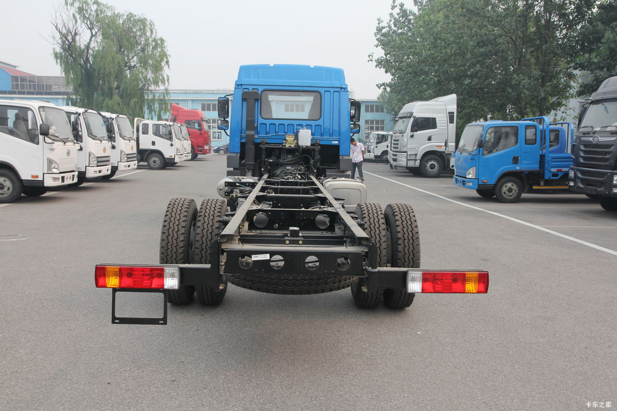 ൺ Vп 160 4X2 ػ()(CA1161PK2L2EA80)                                                