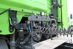 奔驰 Actros重卡 440马力 6X2R 冷藏牵引车（型号2644）