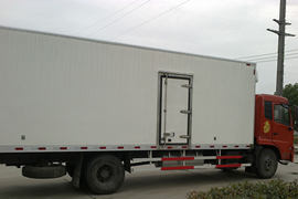 东风商用车底盘&nbsp;冷藏车上装图片