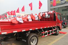 江淮 帅铃H340 140马力 3.85米单排栏板轻卡(宽体)(至尊版) 江淮 帅铃H340 140马力 3.85米单排栏板轻卡(宽体)(至尊版)