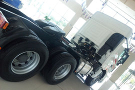 北奔V3&nbsp;牵引车外观                                                图片