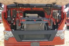 中国重汽 HOWO-T7H重卡 390马力 8X4 7.3米自卸车(ZZ3317V356HC1)