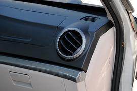 途腾T1&nbsp;皮卡驾驶室                                               图片