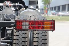 联合卡车U375 375马力 6X4 LNG混凝土搅拌车(底盘) 联合卡车U375 375马力 6X4 LNG混凝土搅拌车(底盘)