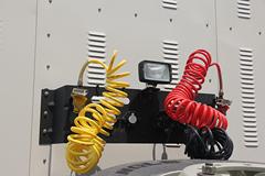 联合卡车 U340重卡 340马力 6X2 LNG牵引车