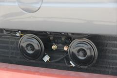 联合卡车 U340重卡 340马力 6X2 LNG牵引车