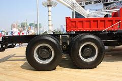 一汽解放 J6P 350马力 6X4 混凝土搅拌车(CA5250GJBP67K2L2T1E) 一汽解放 J6P 350马力 6X4 混凝土搅拌车(CA5250GJBP67K2L2T1E)