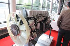 汉马动力CM6D18.270 30 270马力 9.84L 国三 柴油发动机