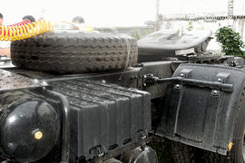 德龙F3000&nbsp;牵引车底盘                                                图片