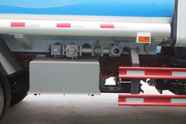 王牌7系&nbsp;洒水车/喷洒车上装图片