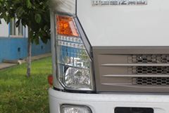 重汽王牌 7系 136马力 4X2 纯电动洒水车(CDW5164GSSEV2)