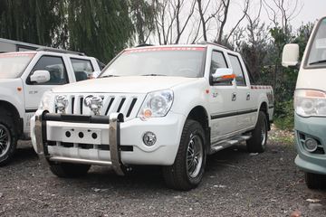 福田 萨普Z6 征服者 2.2L汽油 103马力 四驱 双排皮卡(舒适版)