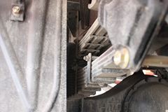 东风商用车 天锦中卡 140马力 4X2 7.1米仓栅式载货车(DFL5160CCQBX9)