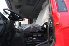 青岛解放 陆V中卡 165马力 4X2 6.75米载货车底盘(CA1160P1K1L2E4A80)