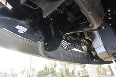 青岛解放 悍V重卡 330马力 6X2牵引车(CA4227P1K15T3E4A80)