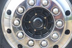 青岛解放 天V重卡 430马力 6X4 牵引车(CA4259P2K2T1EA80)