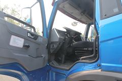 青岛解放 龙V中卡 160马力 4X2 6.75米排半栏板载货车(CA1168PK2L2E4A80)