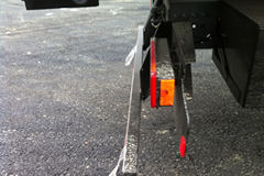 东风商用车 天龙重卡 260马力 8X2 9.4米仓栅式载货车(DFL5311CCQA8)