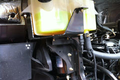 东风商用车 天龙重卡 315马力 8X4 9.6米载货车(DFL1311A10)