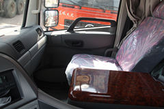 东风商用车 天龙重卡 420马力 6X4 牵引车(2011款)（DFL4251A10）