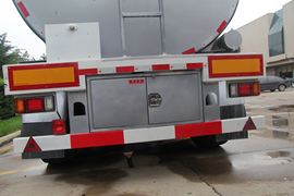 SITRAK C7H  牵引车上装                                                图片