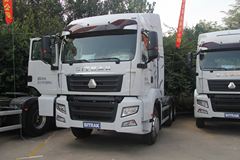 中国重汽 SITRAK C7H重卡 440马力 6X4 牵引车(ZZ4256V324MD1B)