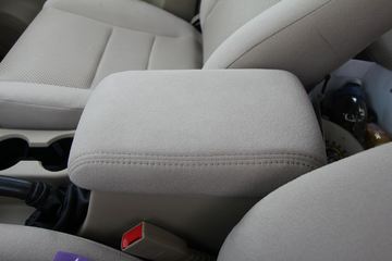 ���� �� 2.4L���� ���� ˫��Ƥ��(�Ʊ�ʽ)ͼƬ